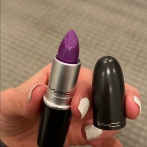 NEW Mac violetta Cream lipstick